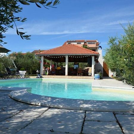 Family Friendly Apartments With A Swimming Pool Povljana, Pag - 244 외부 사진