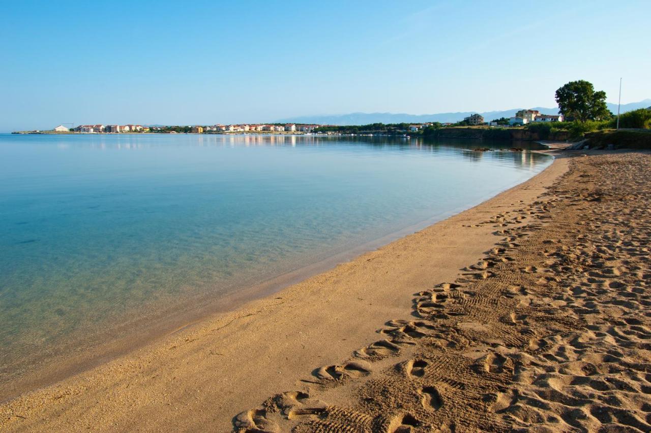 Family Friendly Apartments With A Swimming Pool Povljana, Pag - 244 외부 사진