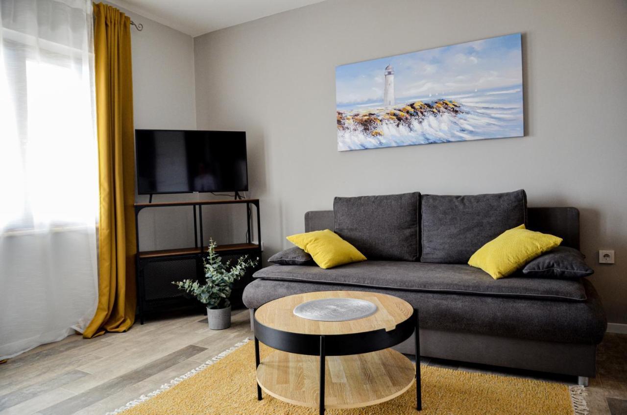 Family Friendly Apartments With A Swimming Pool Povljana, Pag - 244 외부 사진