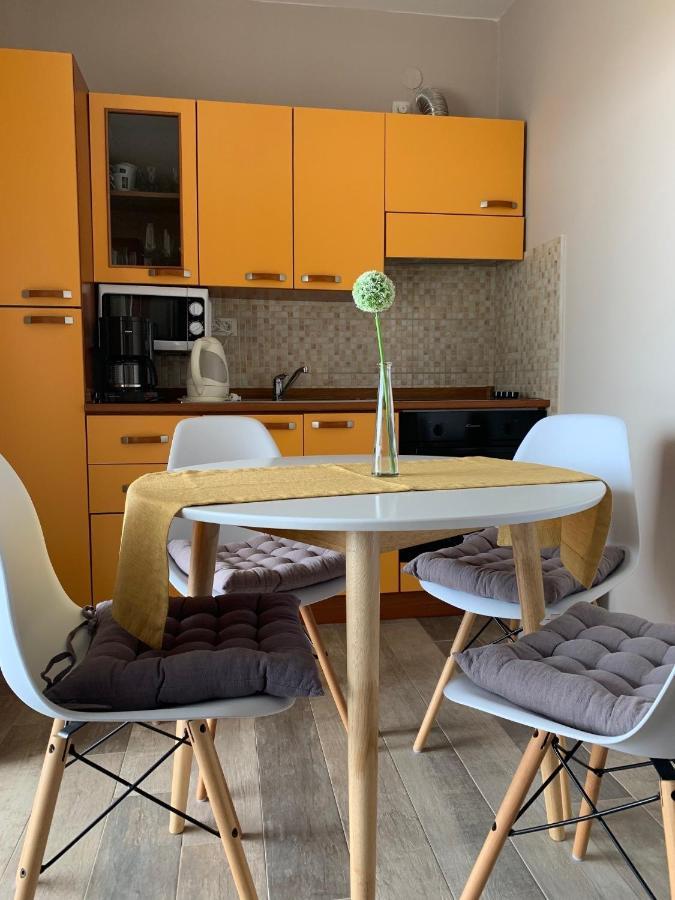 Family Friendly Apartments With A Swimming Pool Povljana, Pag - 244 외부 사진