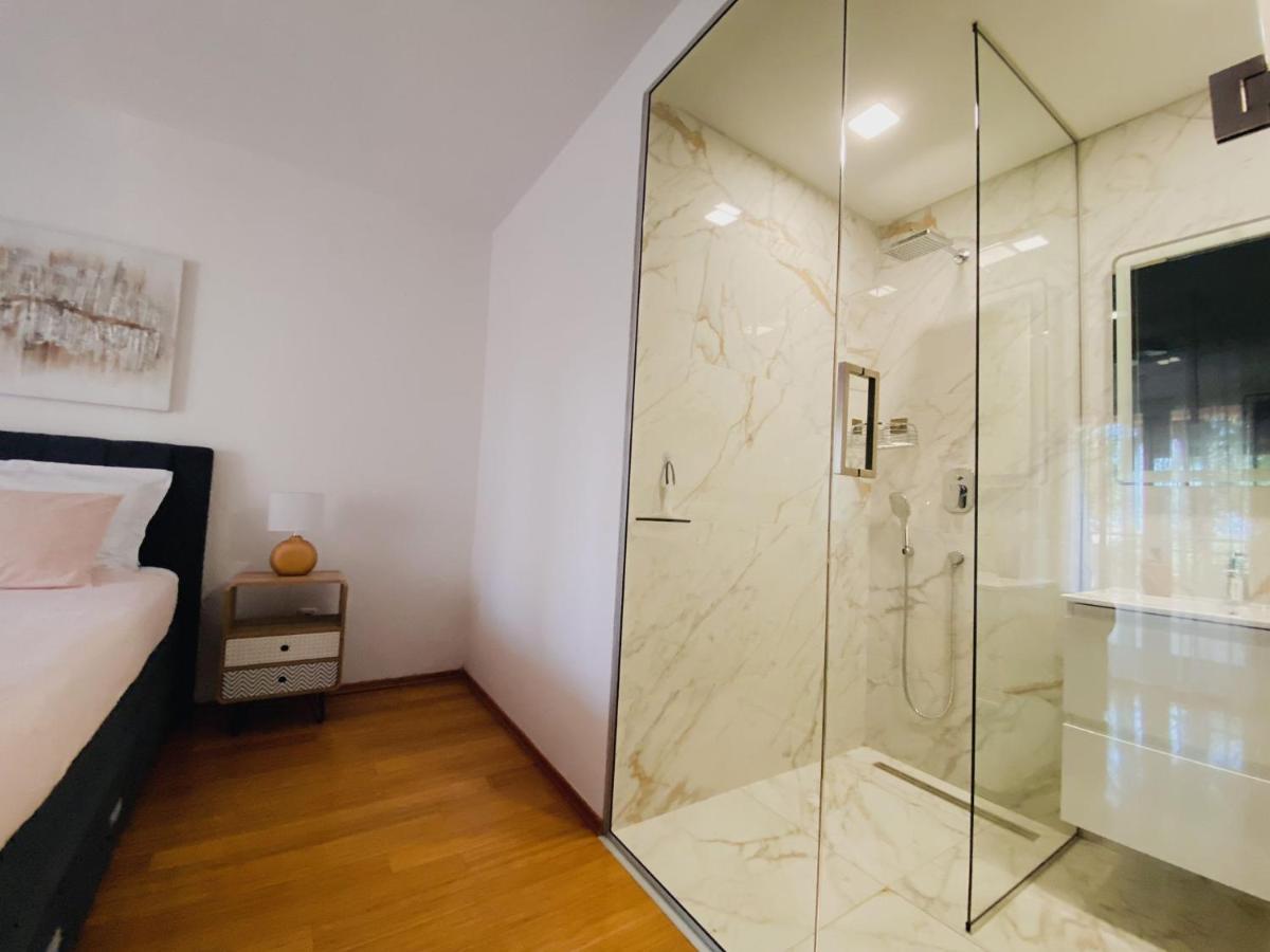 Family Friendly Apartments With A Swimming Pool Povljana, Pag - 244 외부 사진